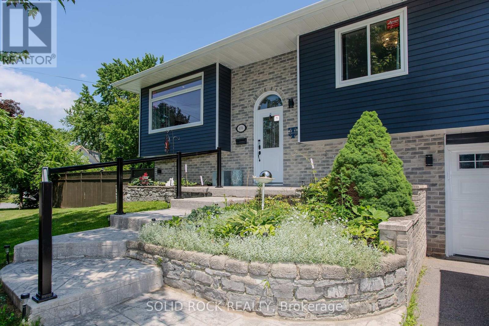 676 Centre Street, Kingston, Ontario  K7M 5E4 - Photo 3 - X13567770
