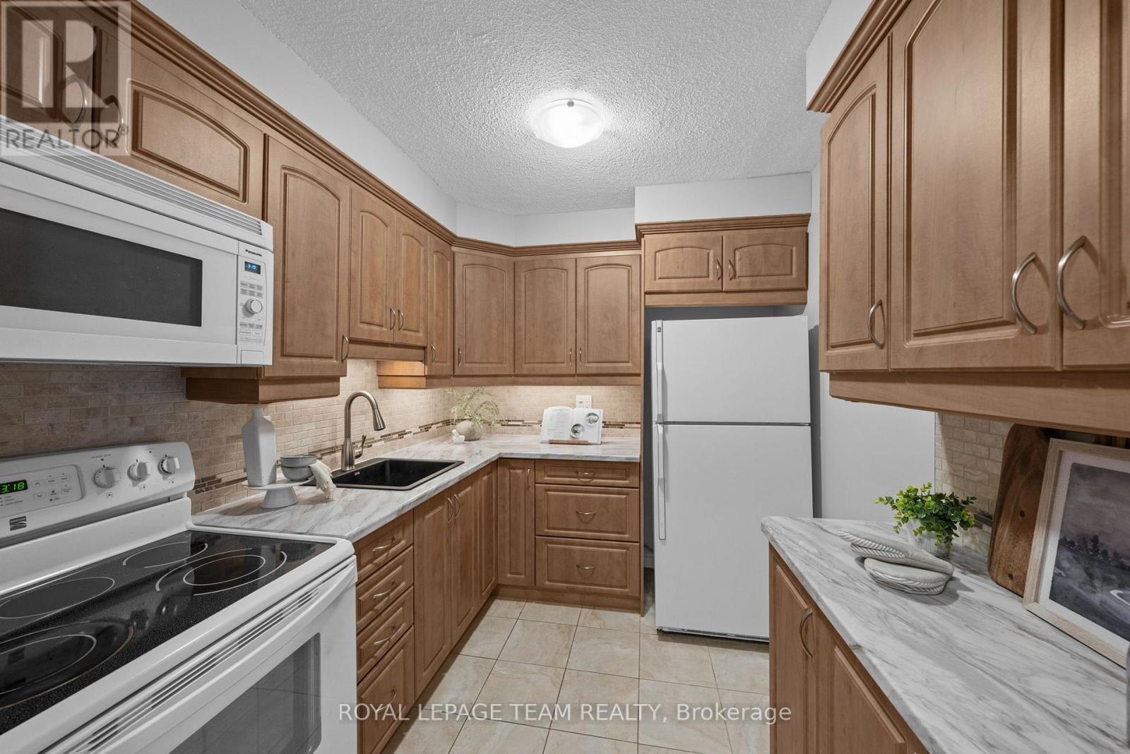 912 - 515 St Laurent Boulevard, Ottawa, Ontario  K1K 3X5 - Photo 11 - X13567944