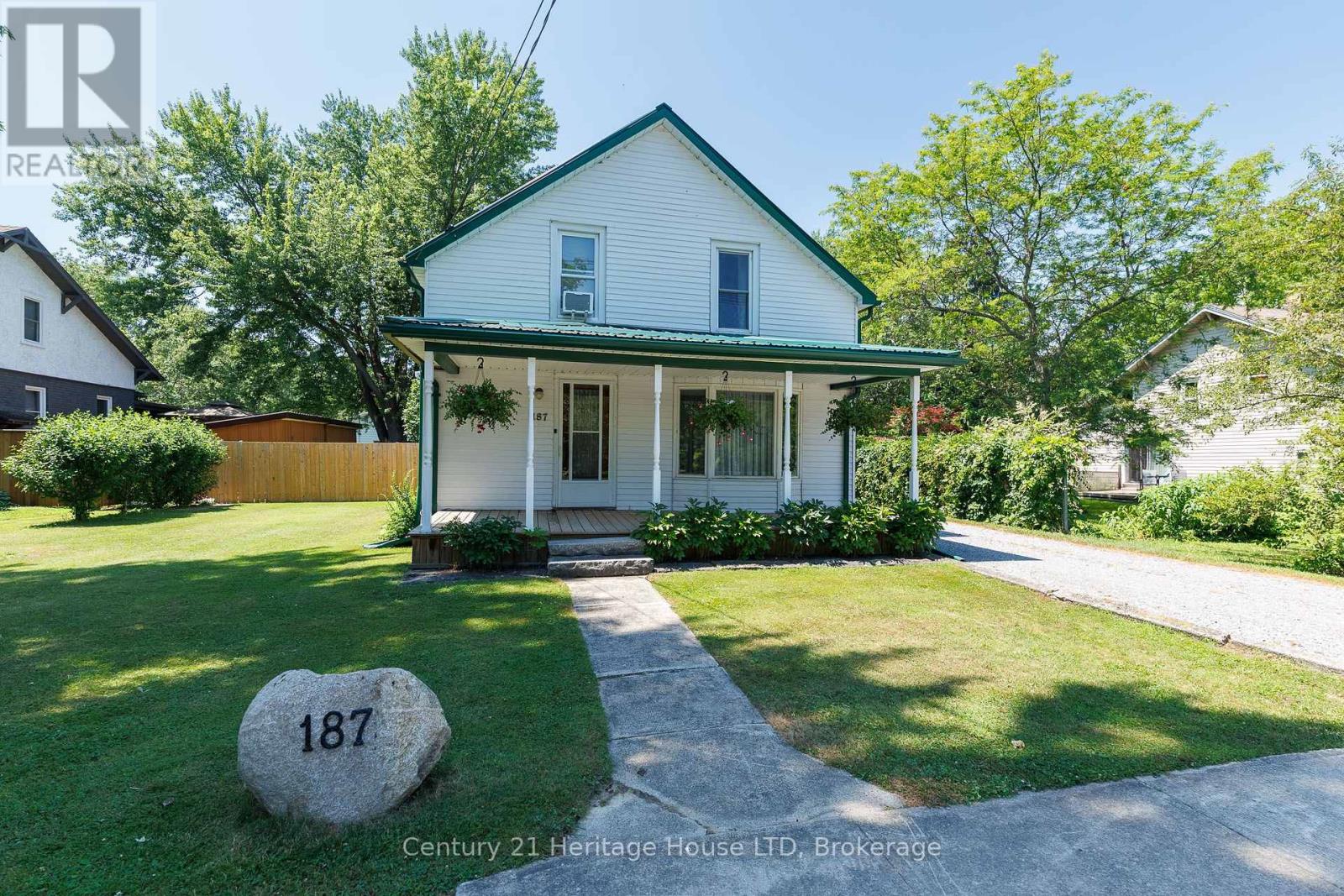 187 South Mill Street, Fort Erie, Ontario  L0S 1N0 - Photo 1 - X13567800