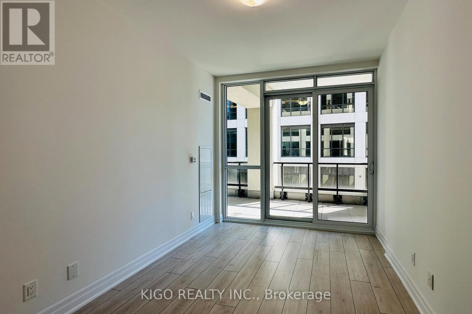 210 - 30 Elm Drive W, Mississauga, Ontario  L5B 0N6 - Photo 16 - W13539574