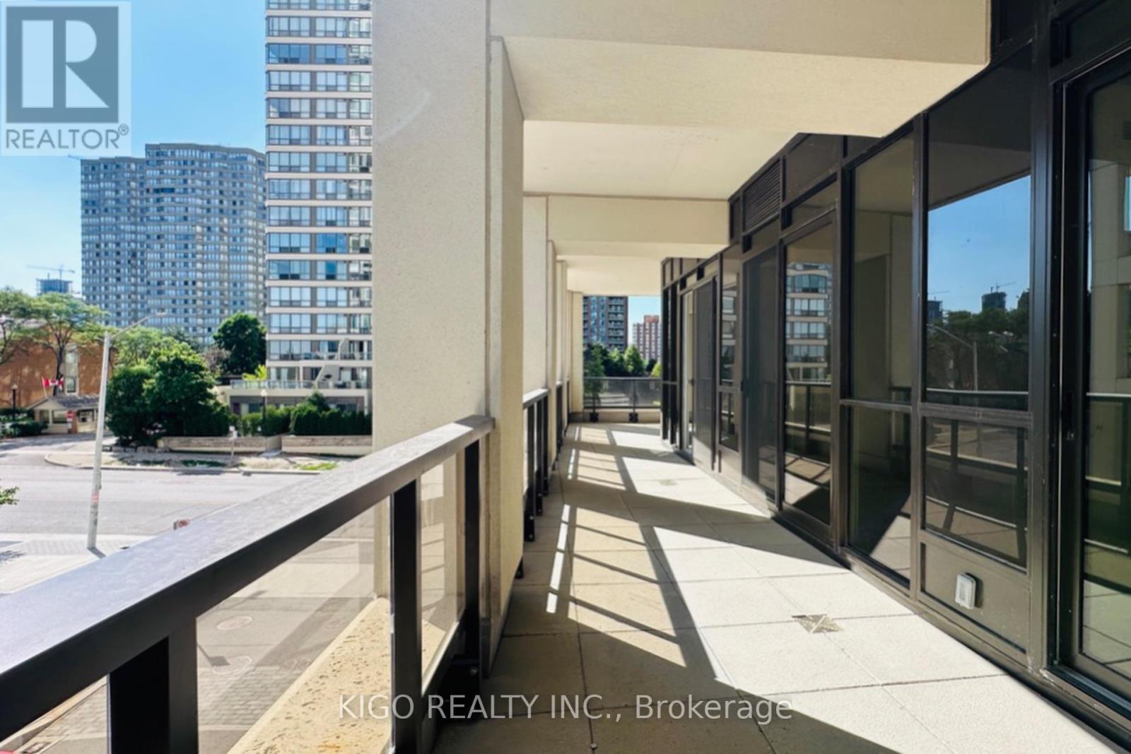 210 - 30 Elm Drive W, Mississauga, Ontario  L5B 0N6 - Photo 12 - W13539574