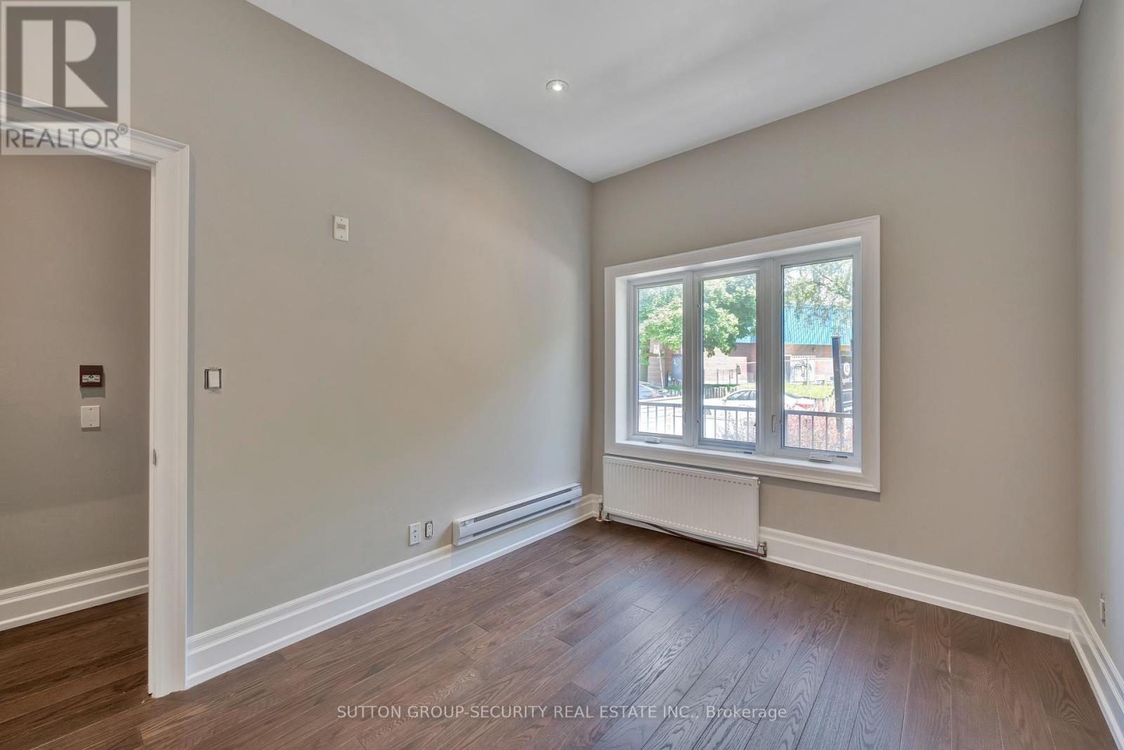 3 - 62 Lippincott Street, Toronto, Ontario  M5T 2R5 - Photo 10 - C13567916
