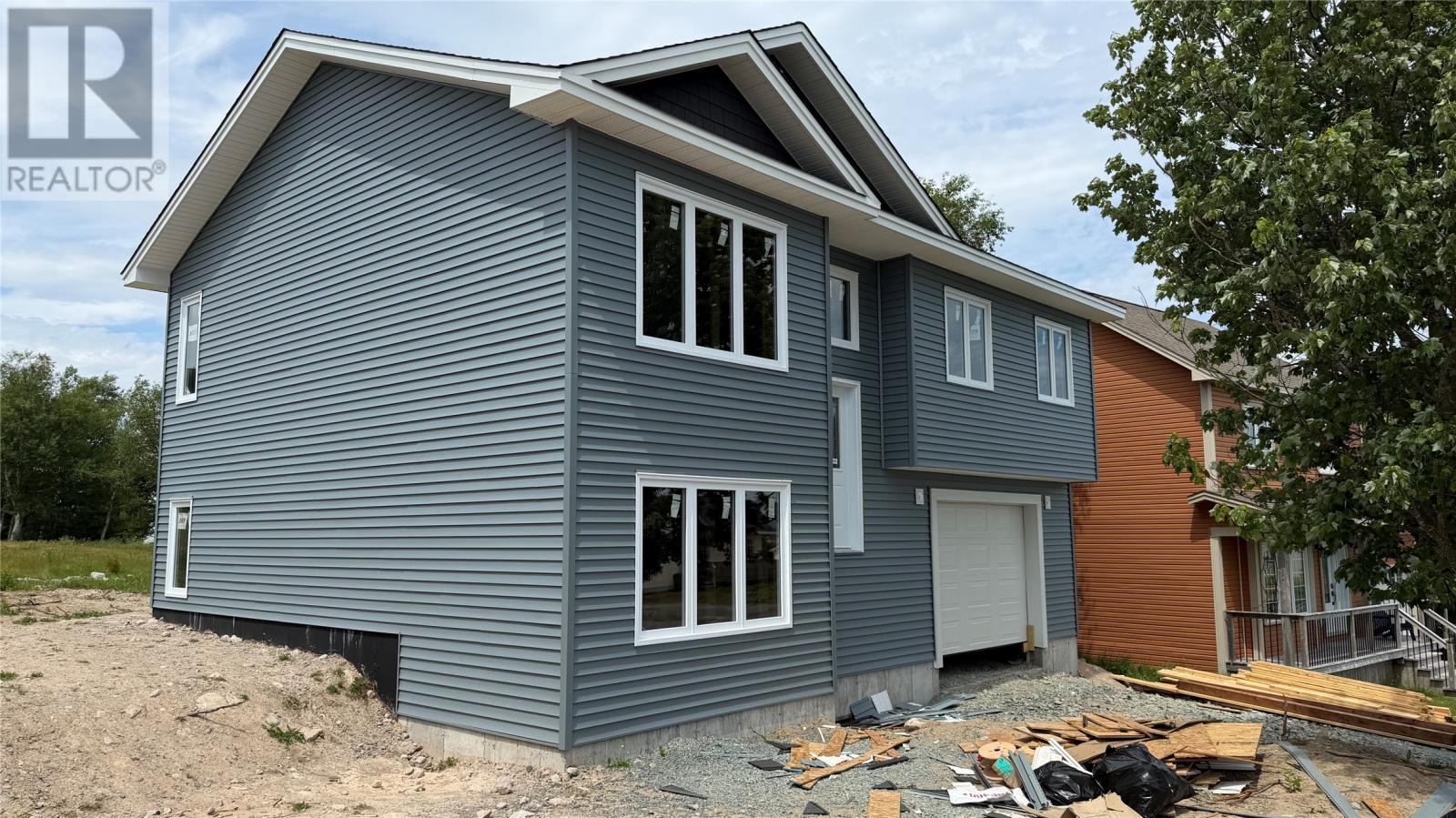 116 Scotts Road S, Conception Bay South, Newfoundland & Labrador