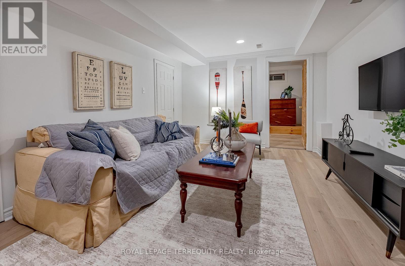 680 Woodbine Avenue, Toronto, Ontario  M4E 2J1 - Photo 25 - E13567796