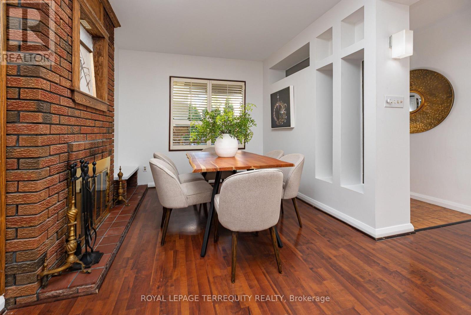680 Woodbine Avenue, Toronto, Ontario  M4E 2J1 - Photo 8 - E13567796