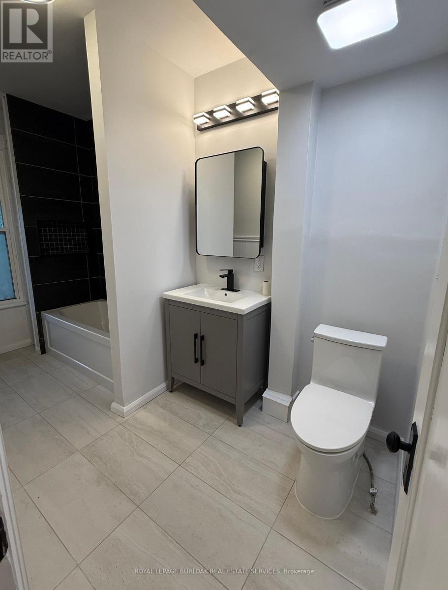 2nd Level - 28 Eastbourne Avenue, Hamilton, Ontario  L8M 2M7 - Photo 12 - X13567920