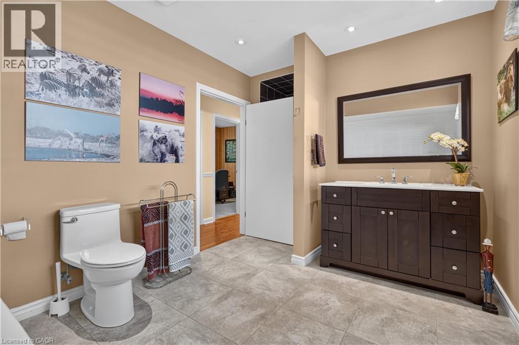 657 Iroquois Avenue, Ancaster, Ontario  L9G 3B6 - Photo 18 - 40845890