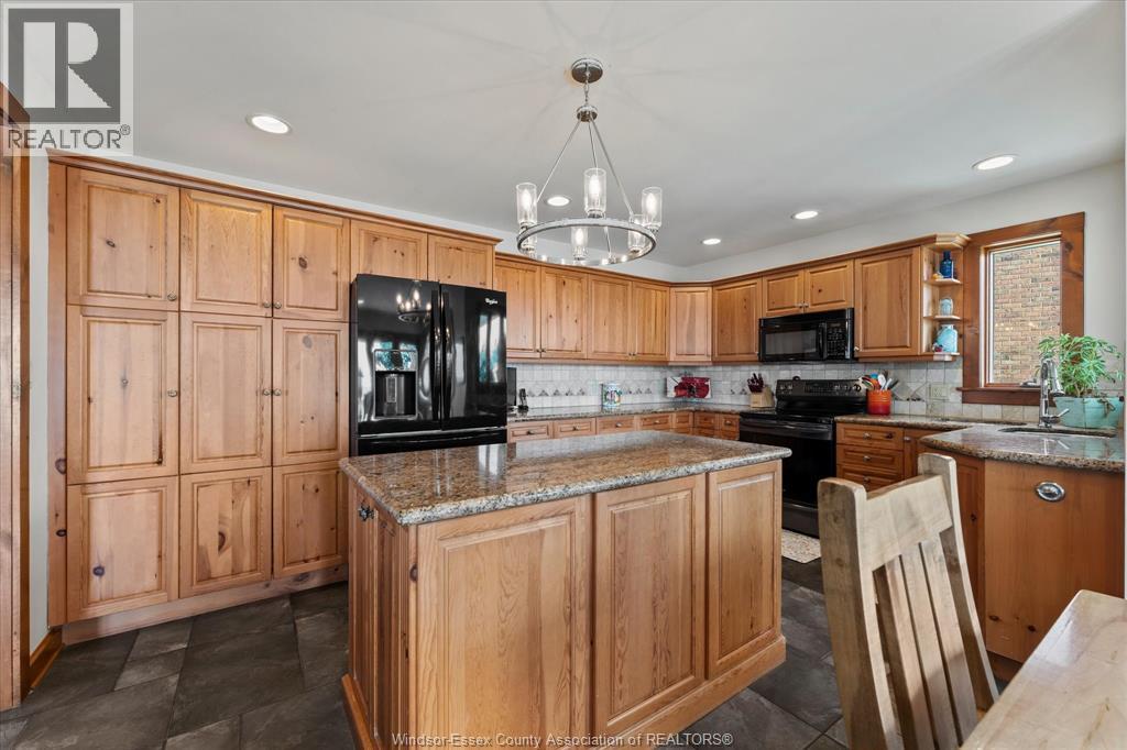 433 Lakecrest Beach Bourne, Harrow, Ontario  N0R 1G0 - Photo 16 - 26017043