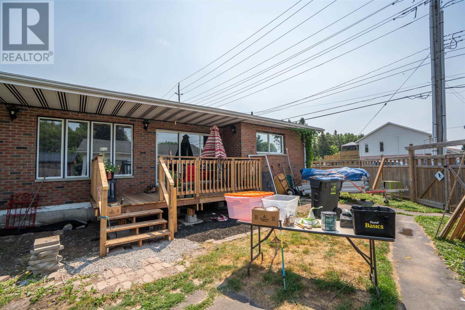3810 Queen St E, Sault Ste. Marie, Ontario  P6A 5K9 - Photo 3 - SM261870