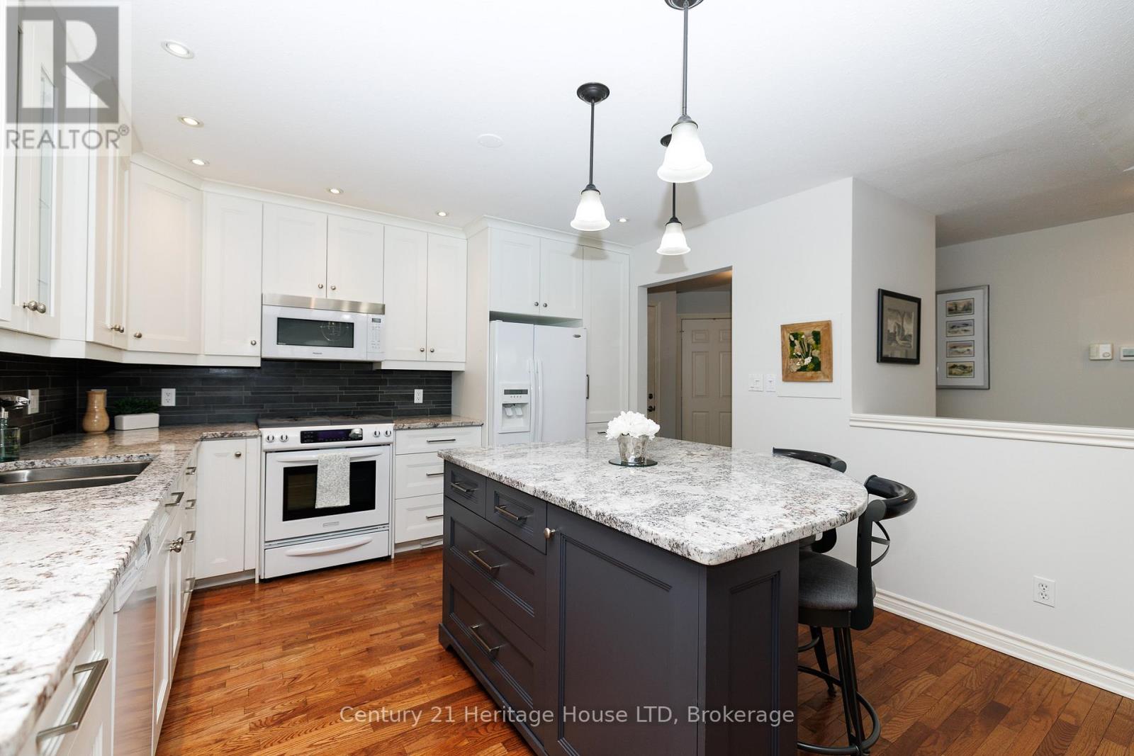 4 - 1439 Niagara Stone Road, Niagara-On-The-Lake, Ontario  L0S 1J0 - Photo 8 - X13035624