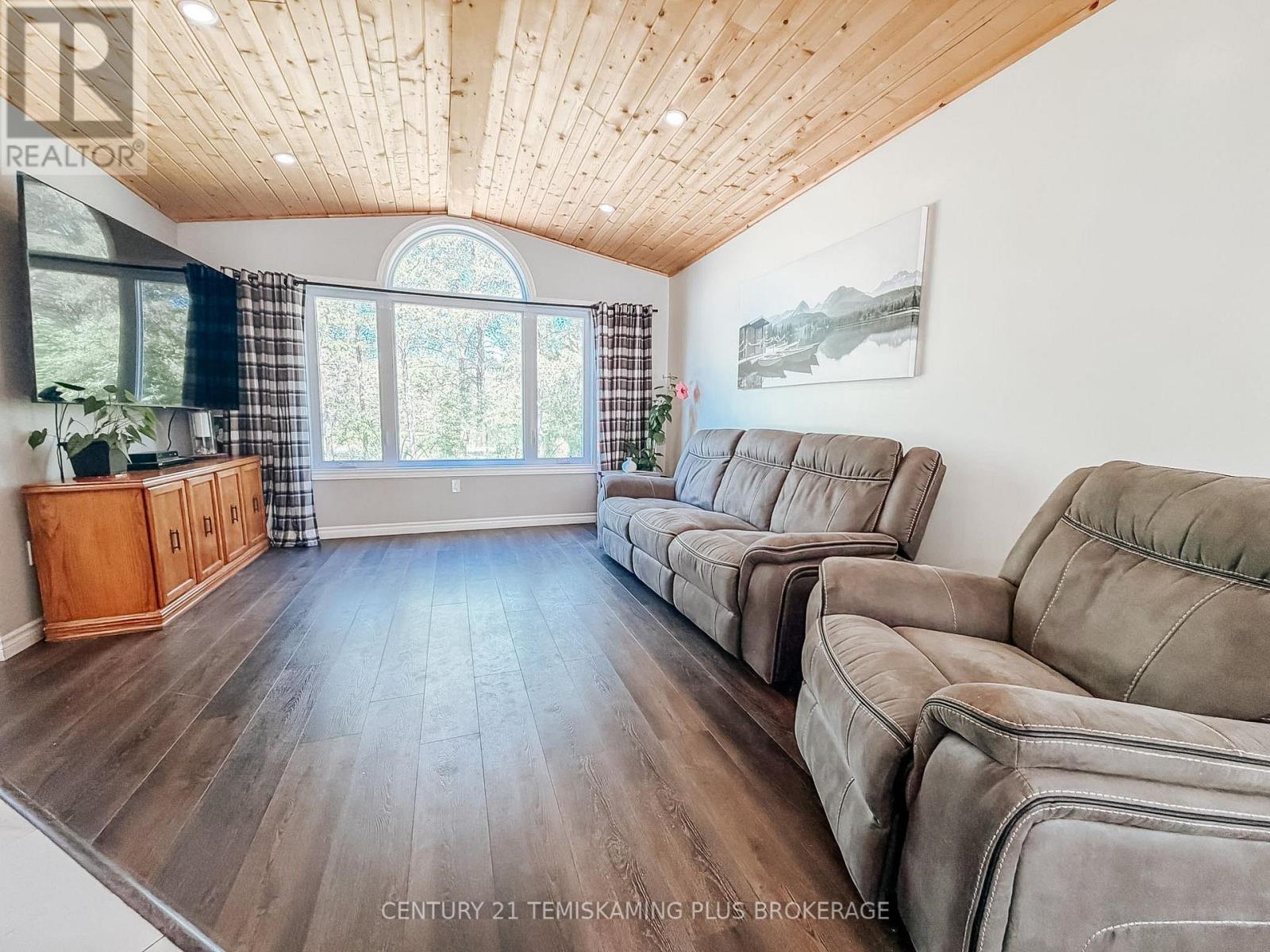 505544 Airport Drive, Coleman, Ontario  P0J 1C0 - Photo 15 - T13568124