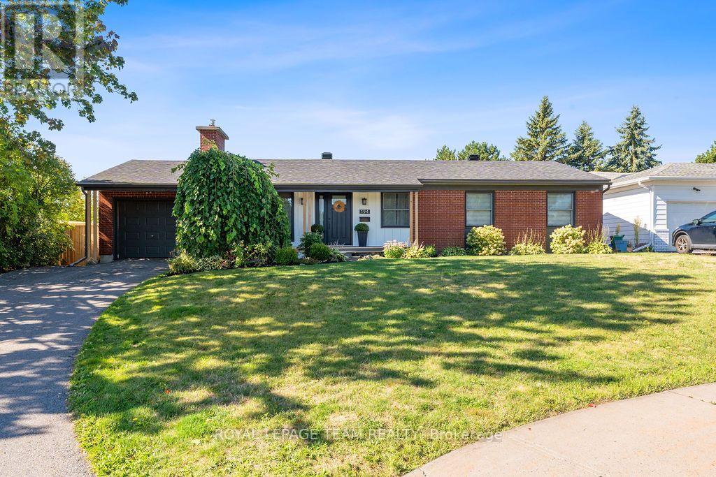 194 MORRENA ROAD, Ottawa, Ontario