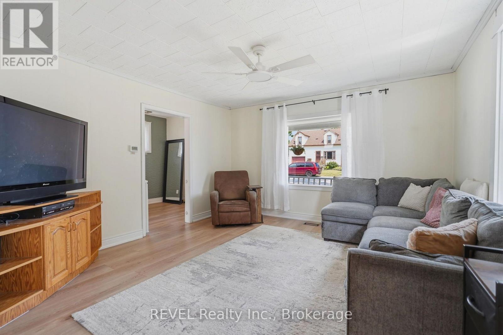 41 Cross Street, Port Colborne, Ontario  L3K 1K8 - Photo 5 - X13568168