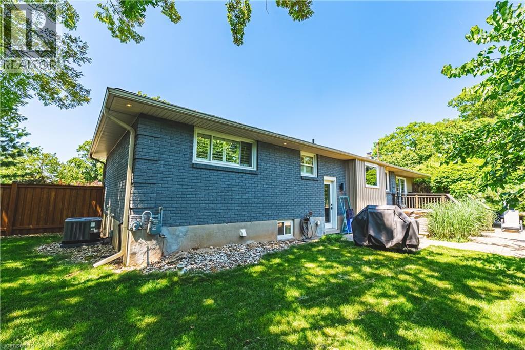 3384 Manfred Drive, Burlington, Ontario  L7N 2N7 - Photo 35 - 40847452