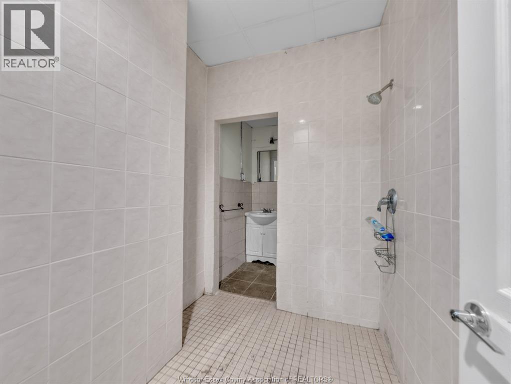 2478 Tecumseh Road East Unit# 4, Windsor, Ontario  N8W 1E7 - Photo 46 - 26017082