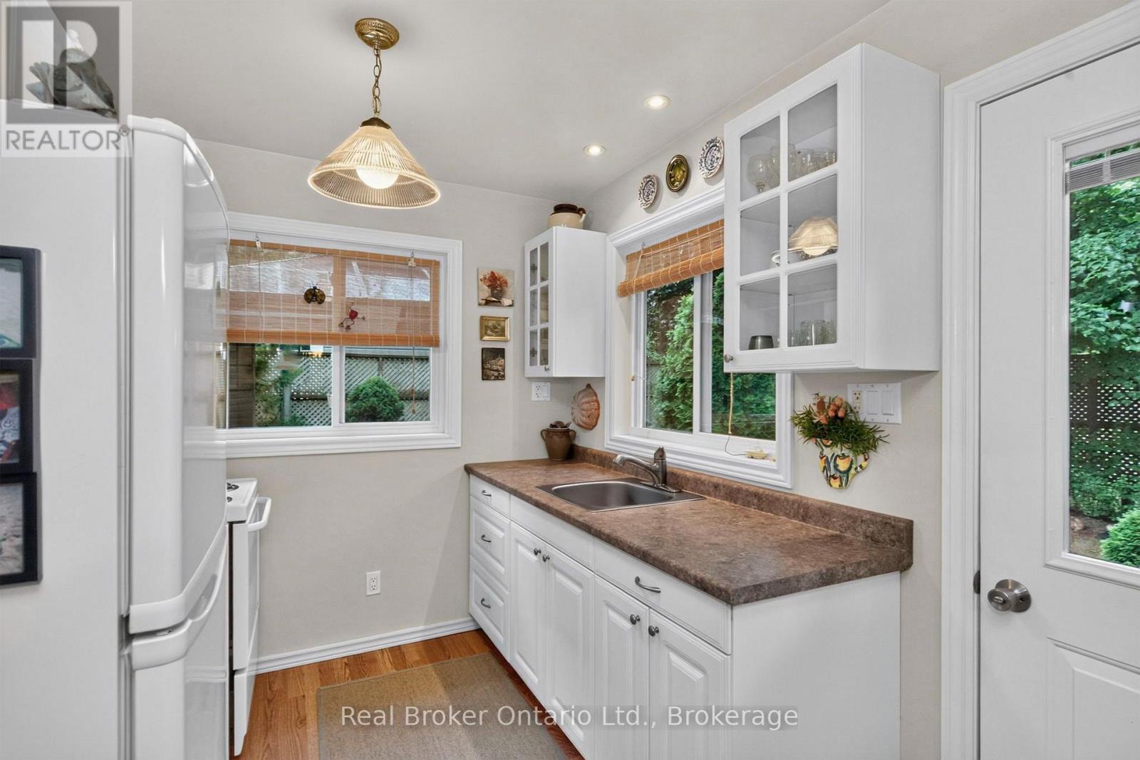 224 Tiny Beaches Road S Road, Tiny, Ontario  L0L 2J0 - Photo 6 - S13568156