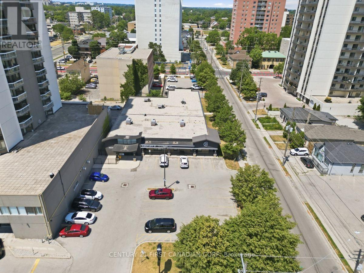420 York Street, London East, Ontario  N6B 1R1 - Photo 3 - X13568182