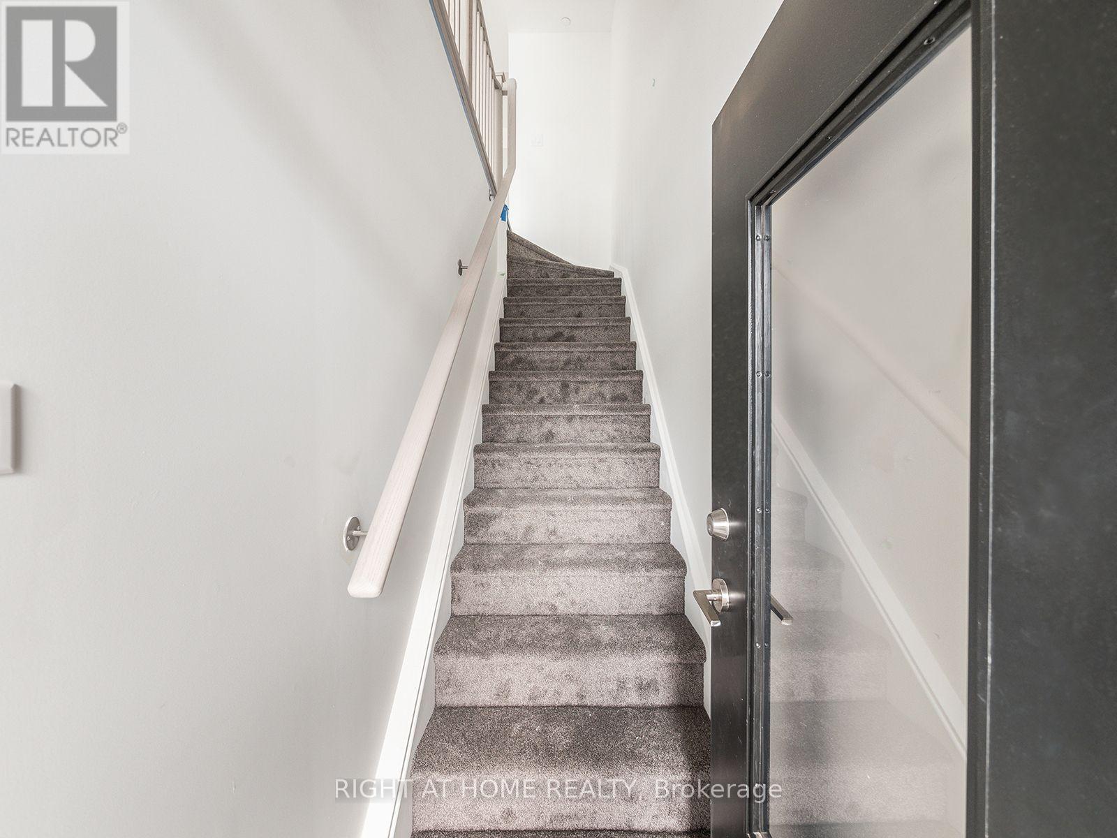 4 - 260 Finch Avenue E, Toronto, Ontario M2N 0L3 - Photo 3 - C13567986