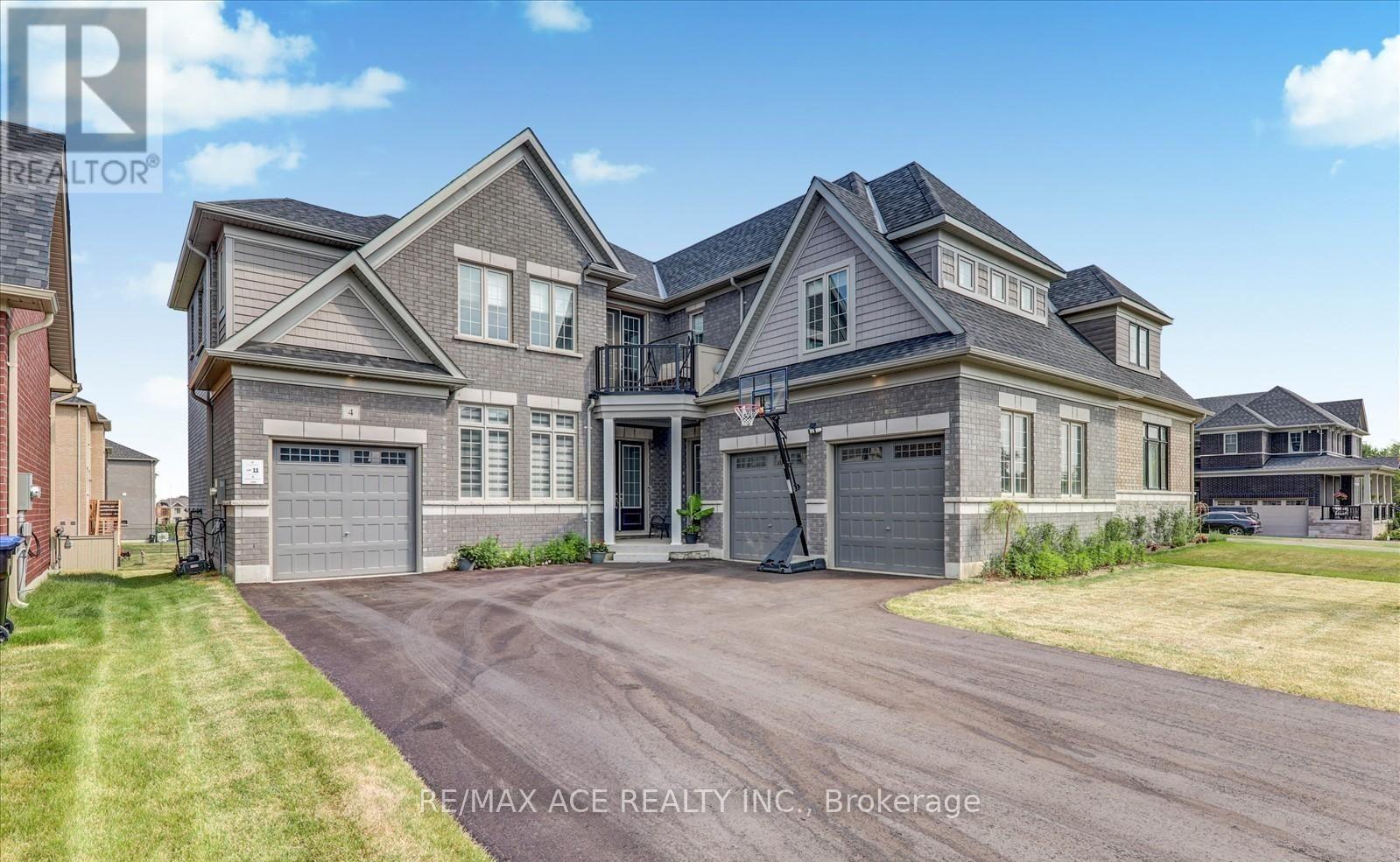 4 EMERALD GROVE, Adjala-Tosorontio (Colgan)