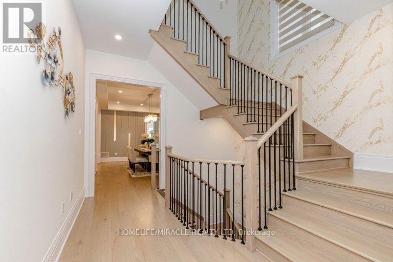 26 Greville Street, Vaughan, Ontario  L4H 4P7 - Photo 5 - N13568104