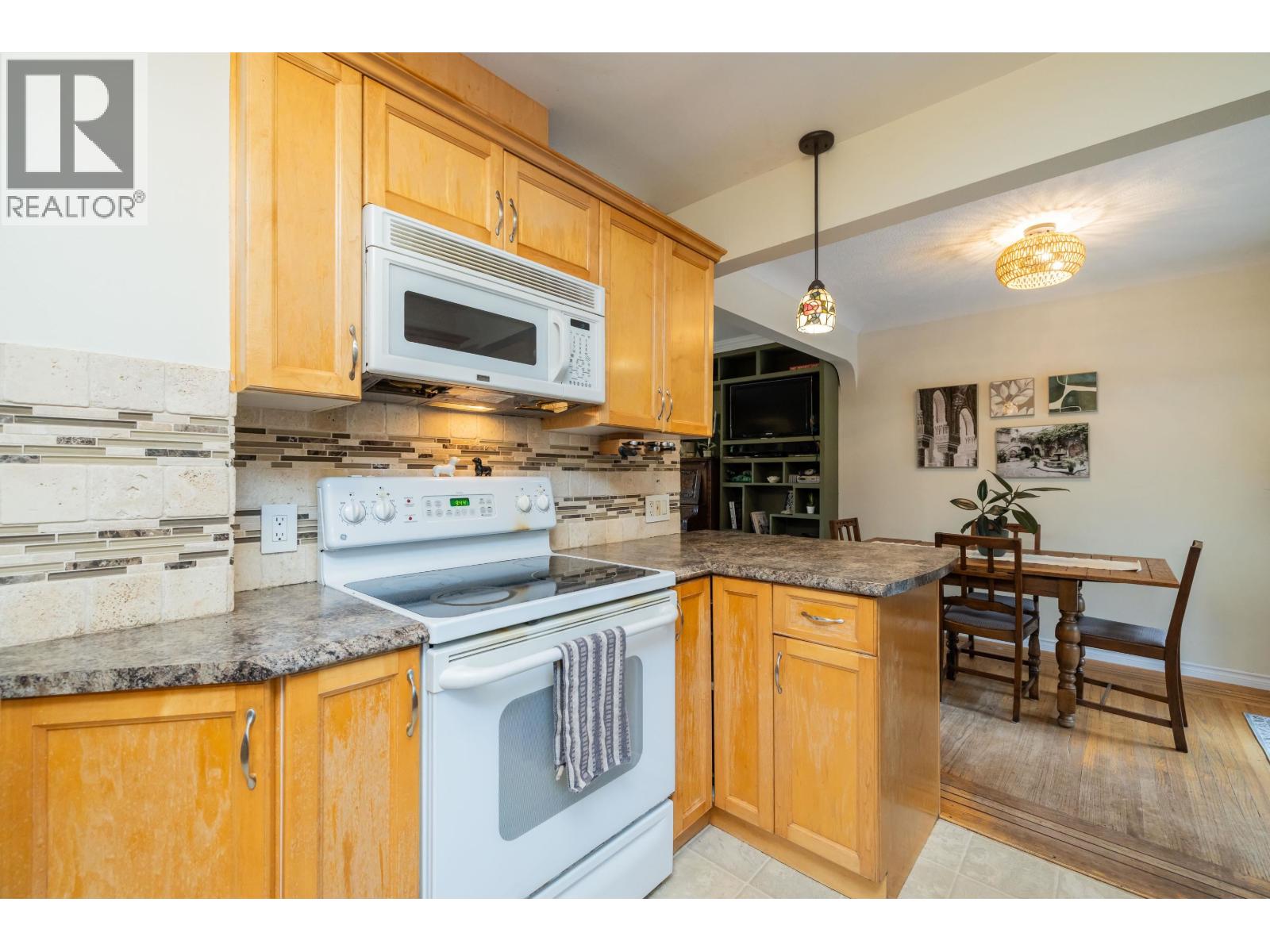 20747 113th Avenue, Maple Ridge, British Columbia V2X 1E8 - Photo 13 - R3144328