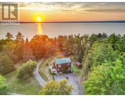 138 WASI FALLS ROAD, Callander, Ontario