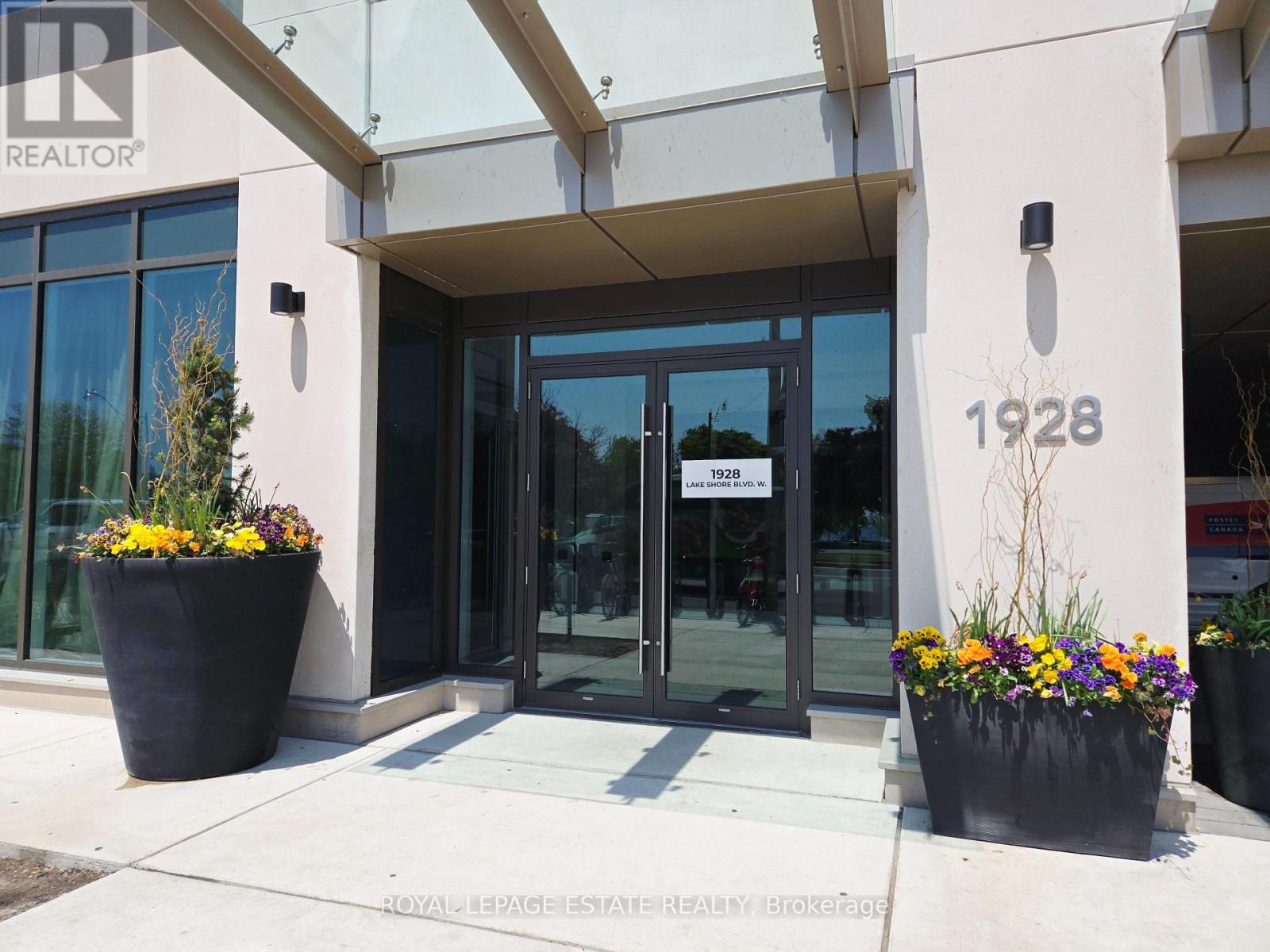 1608 - 1928 Lake Shore Boulevard W, Toronto, Ontario  M6S 0B1 - Photo 22 - W13567952