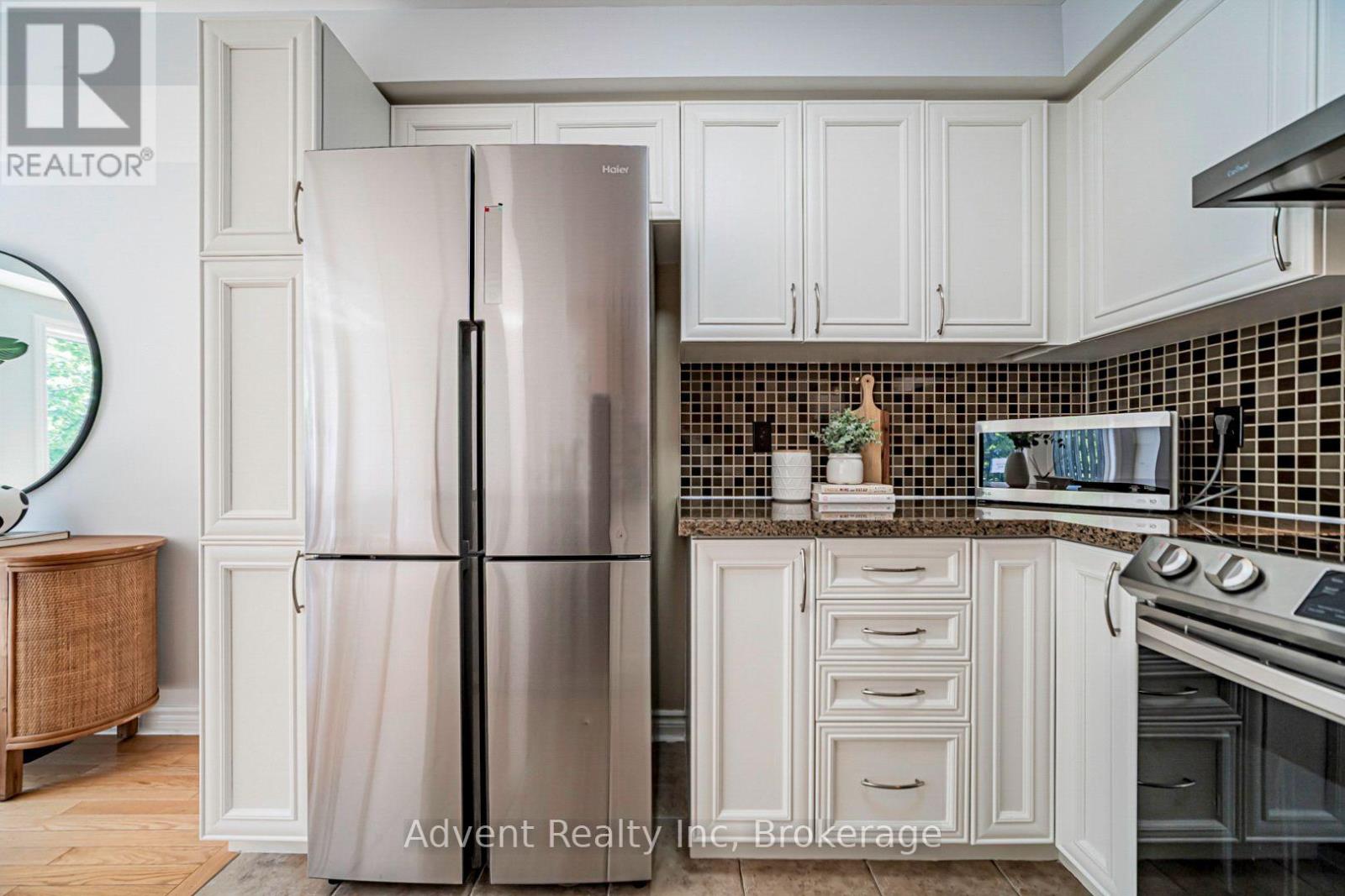 973 The Queensway, Toronto, Ontario  M8Z 1P3 - Photo 11 - W13568066