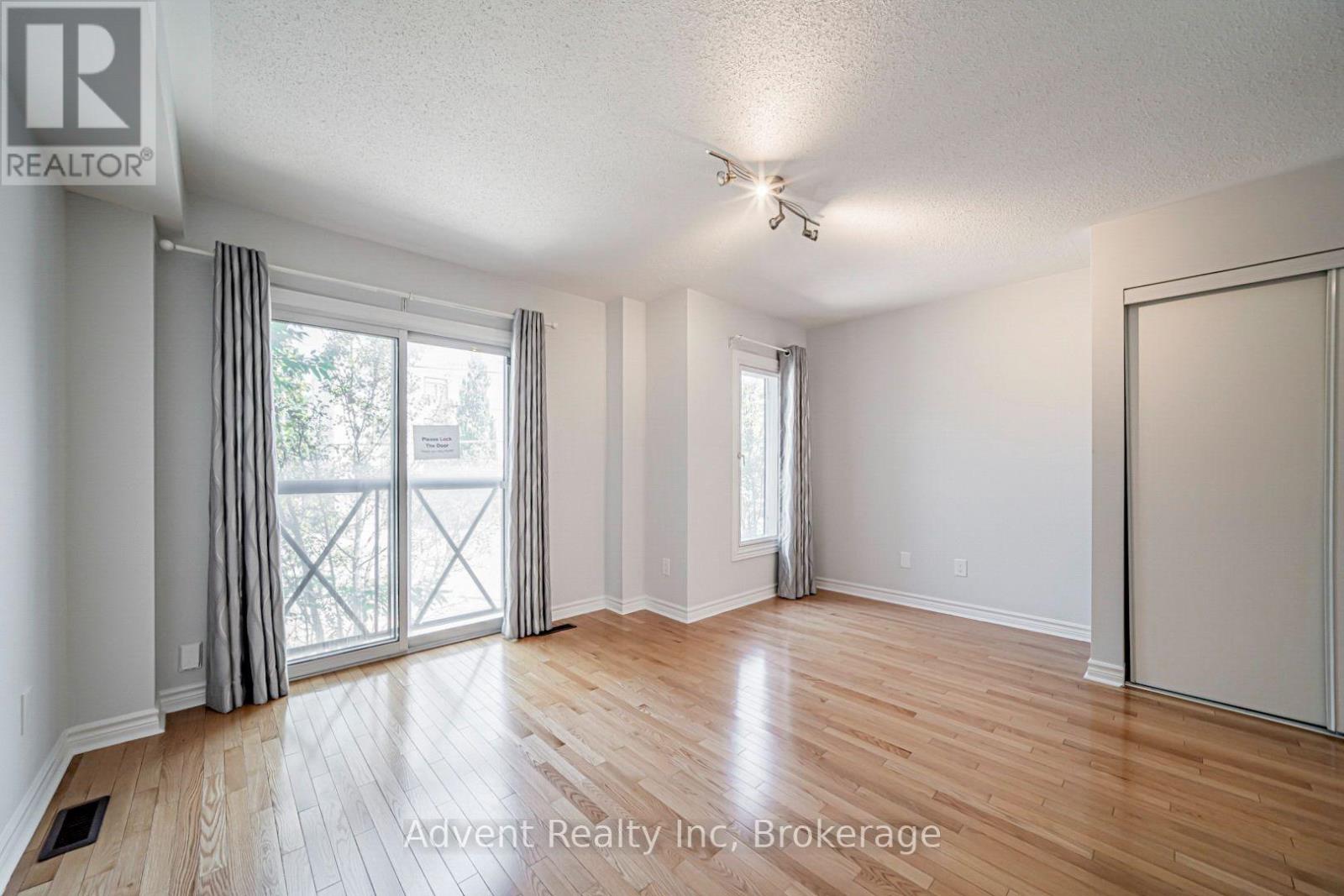 973 The Queensway, Toronto, Ontario  M8Z 1P3 - Photo 35 - W13568066