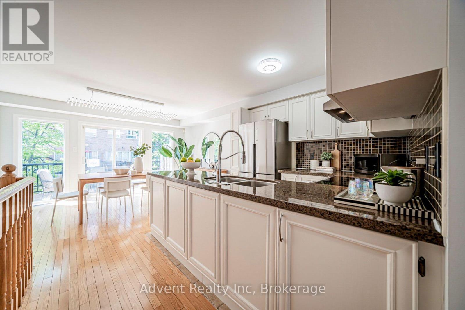 973 The Queensway, Toronto, Ontario  M8Z 1P3 - Photo 7 - W13568066