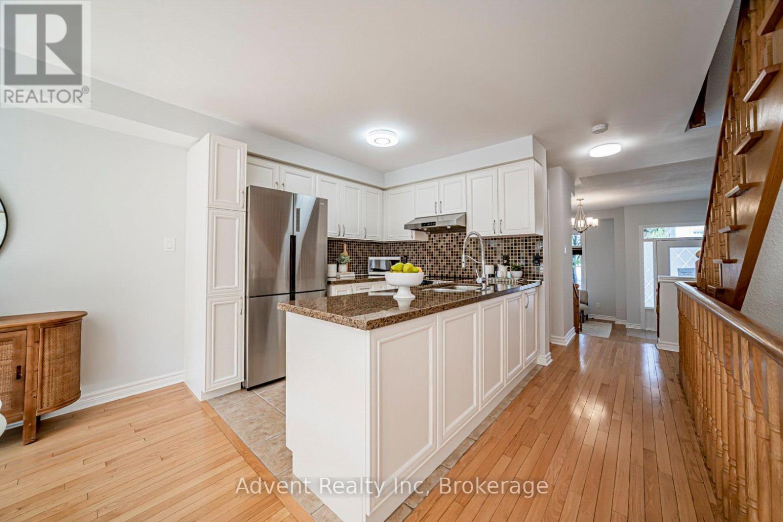 973 The Queensway, Toronto, Ontario  M8Z 1P3 - Photo 8 - W13568066