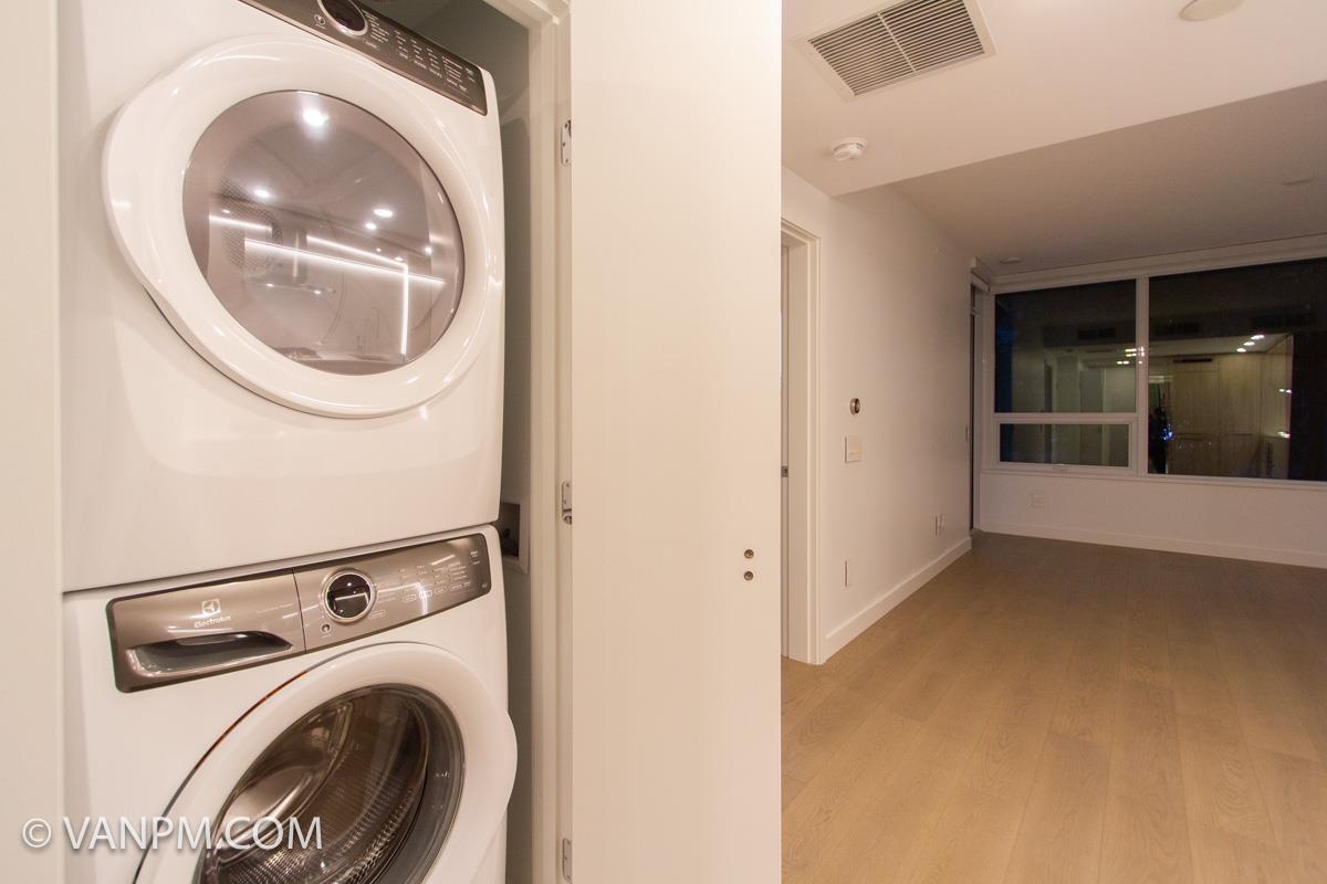 202 15165 THRIFT AVENUE - Photo 13