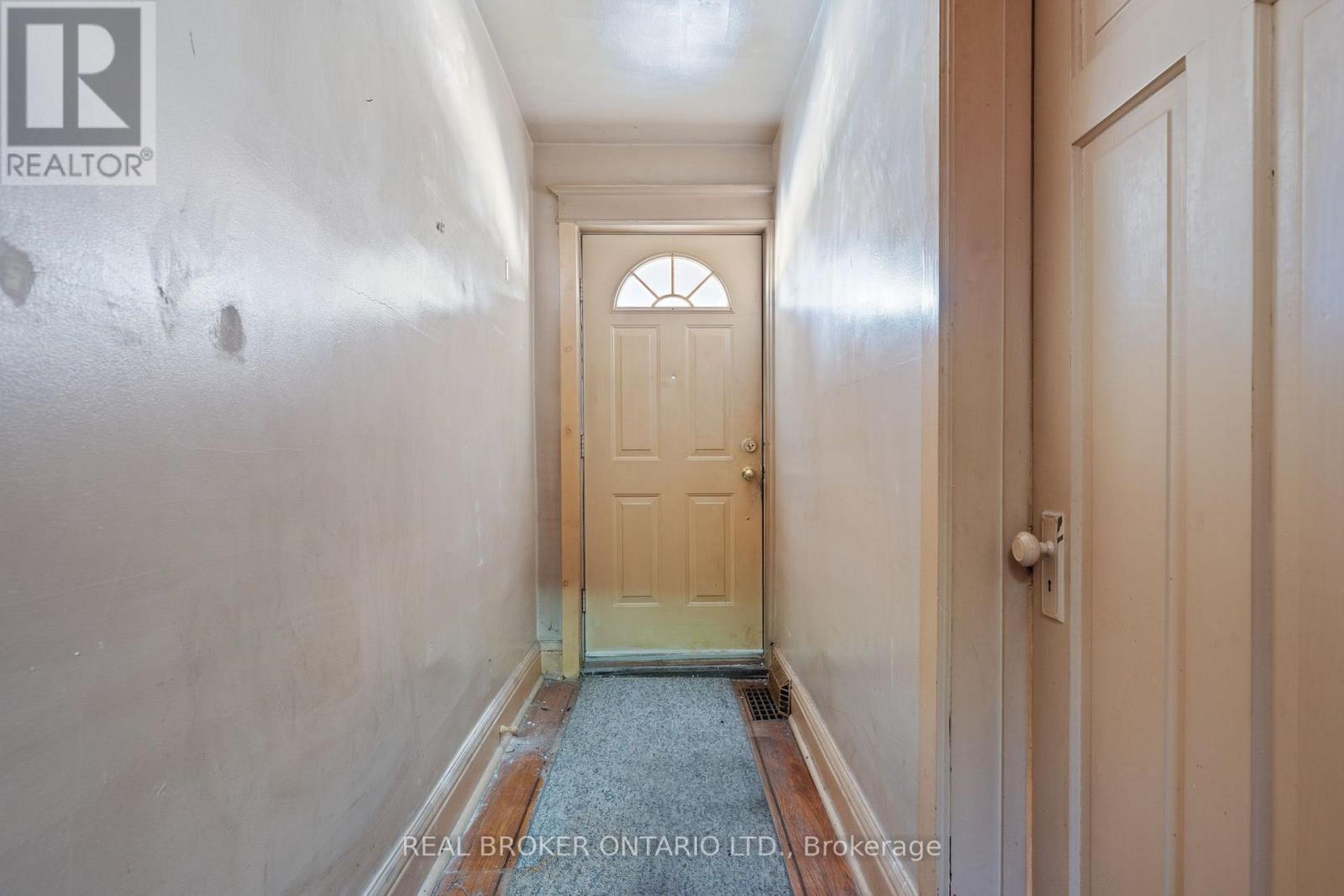 23 Edgemont Street N, Hamilton, Ontario  L8H 4C7 - Photo 5 - X13568082