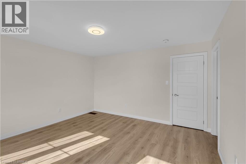 677 Park Road N Unit# 17, Brantford, Ontario N3R 0C2 - Photo 31 - 40847877