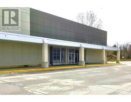 390 LAKESHORE DRIVE, North Bay, Ontario