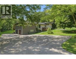22 ROSEBOUGH Street, Dundas, Ontario