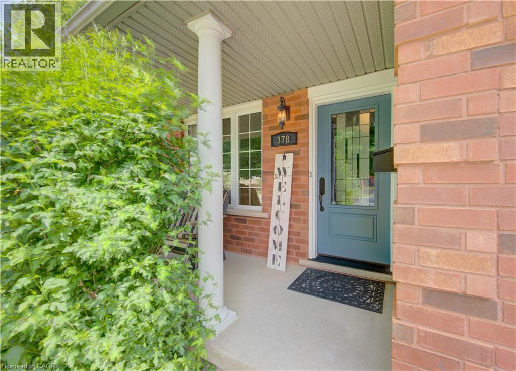 378 Meadowvale Place, Waterloo, Ontario  N2K 3P7 - Photo 3 - 40847287