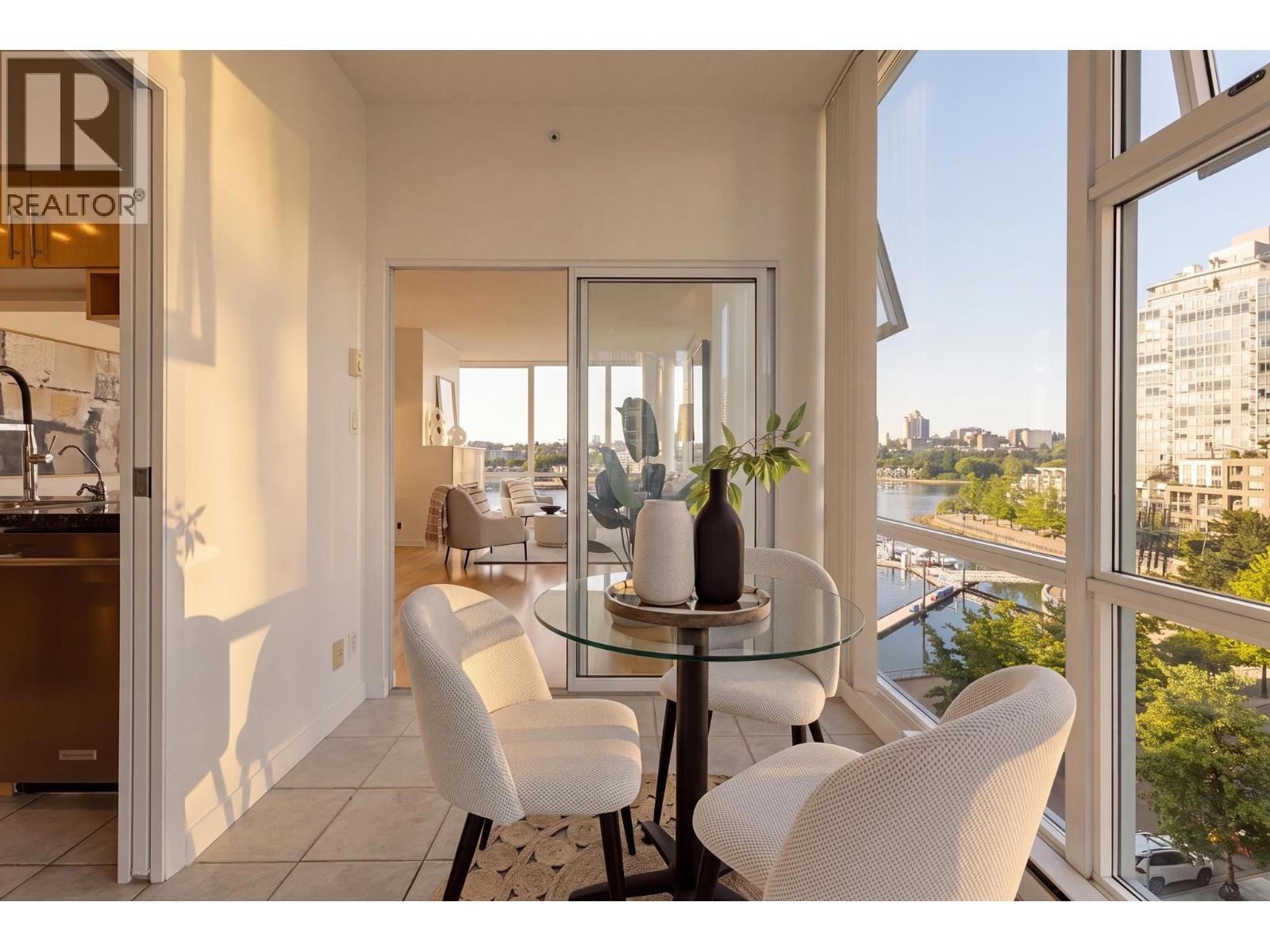 702 1099 Marinaside Crescent, Vancouver, British Columbia  V6Z 2Z3 - Photo 12 - R3146657