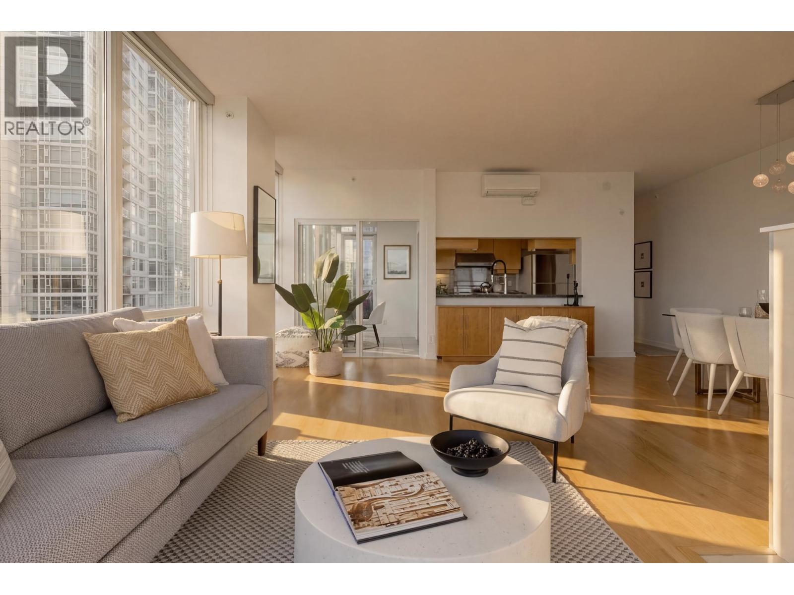 702 1099 Marinaside Crescent, Vancouver, British Columbia  V6Z 2Z3 - Photo 8 - R3146657
