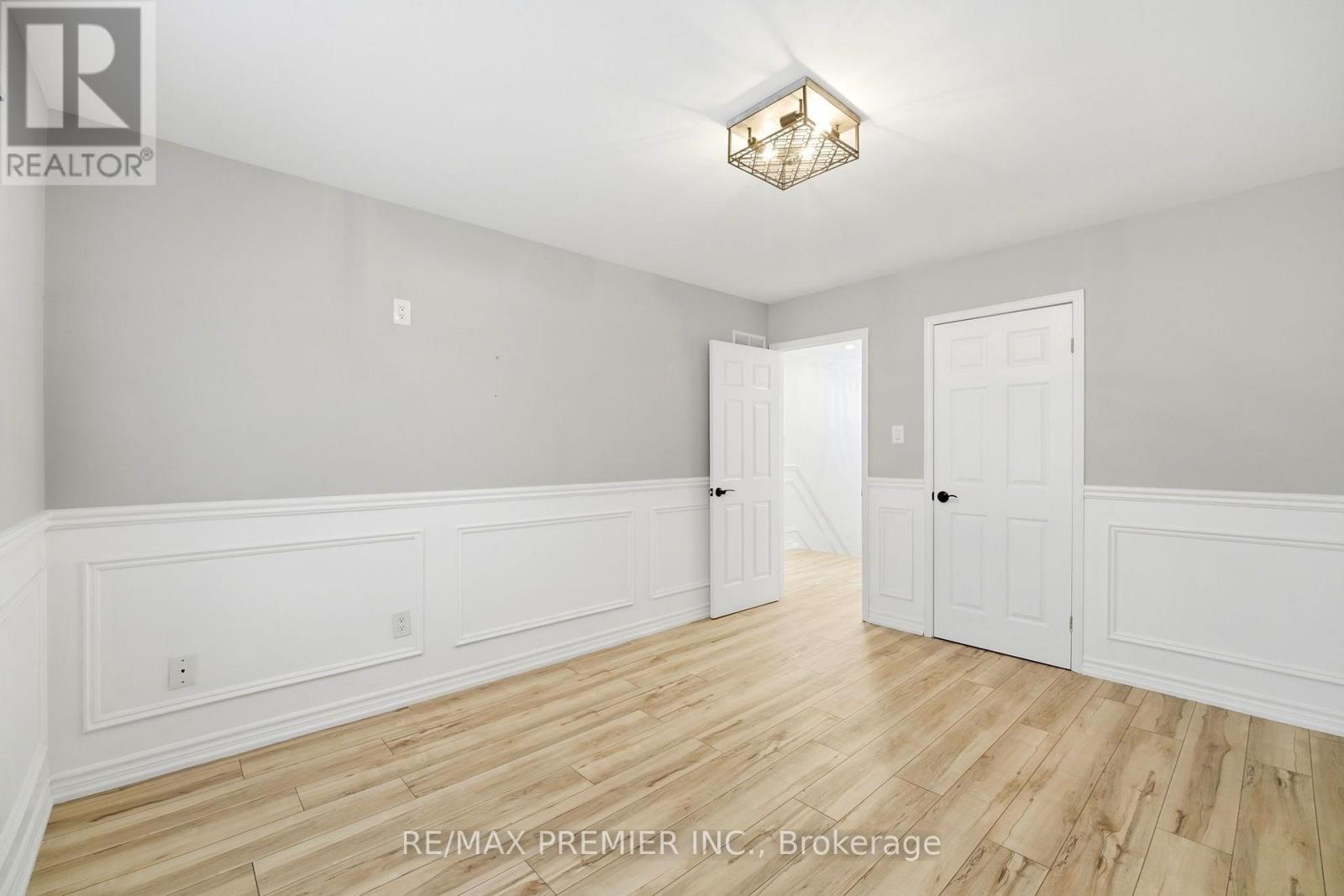 21 Avon Crescent, Vaughan, Ontario  L4L 1H4 - Photo 17 - N13556428