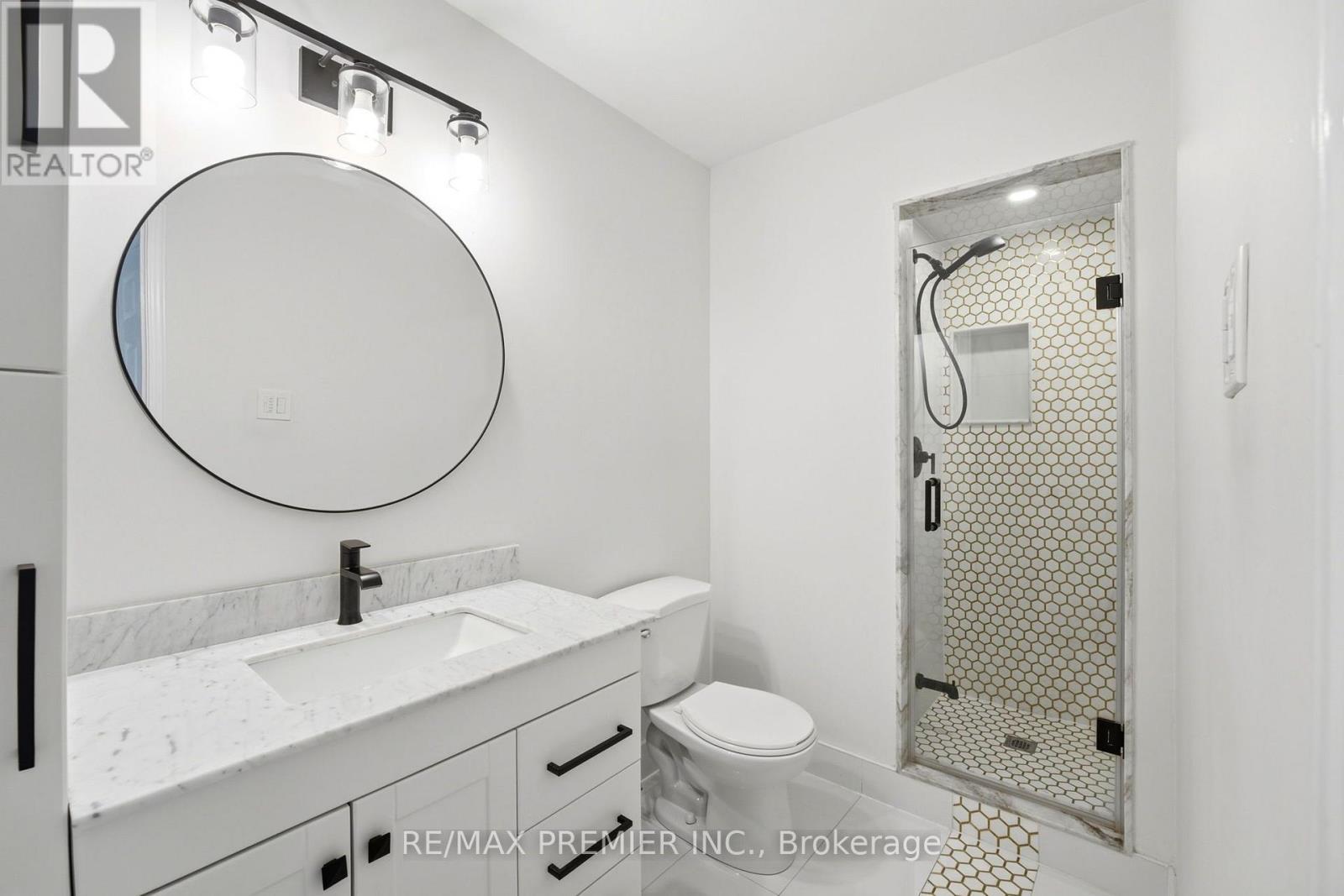 21 Avon Crescent, Vaughan, Ontario  L4L 1H4 - Photo 31 - N13556428