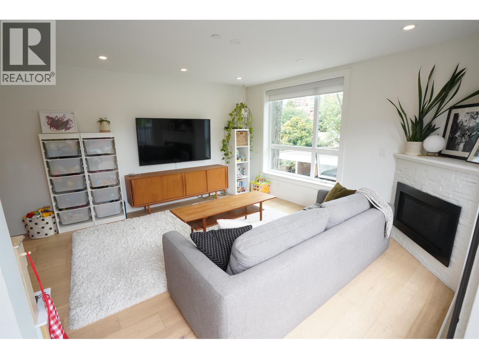 1025 Keefer Street, Vancouver, British Columbia V6A 1Y9 - Photo 11 - R3146585