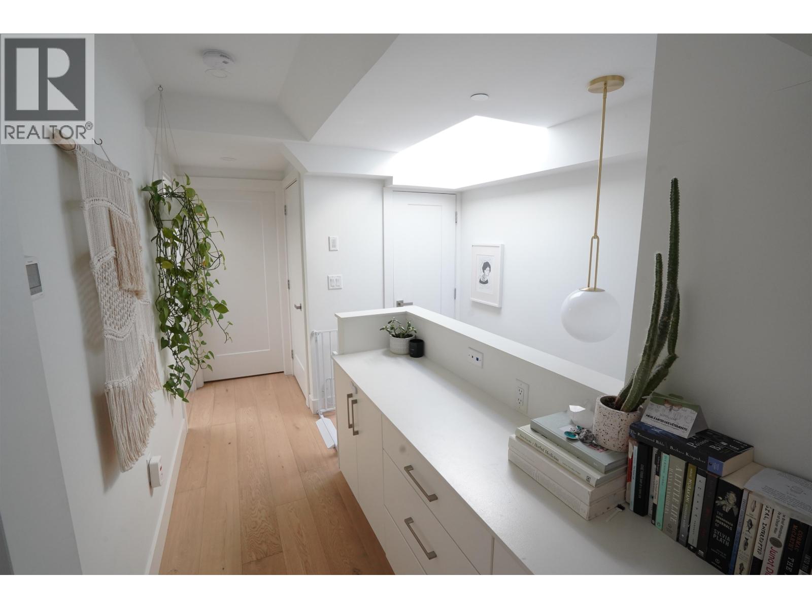 1025 Keefer Street, Vancouver, British Columbia V6A 1Y9 - Photo 2 - R3146585