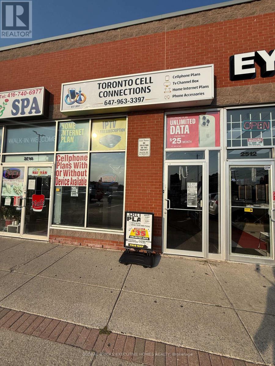 24a - 2514 Finch Avenue W, Toronto, Ontario  M9M 2G3 - Photo 2 - W13516272