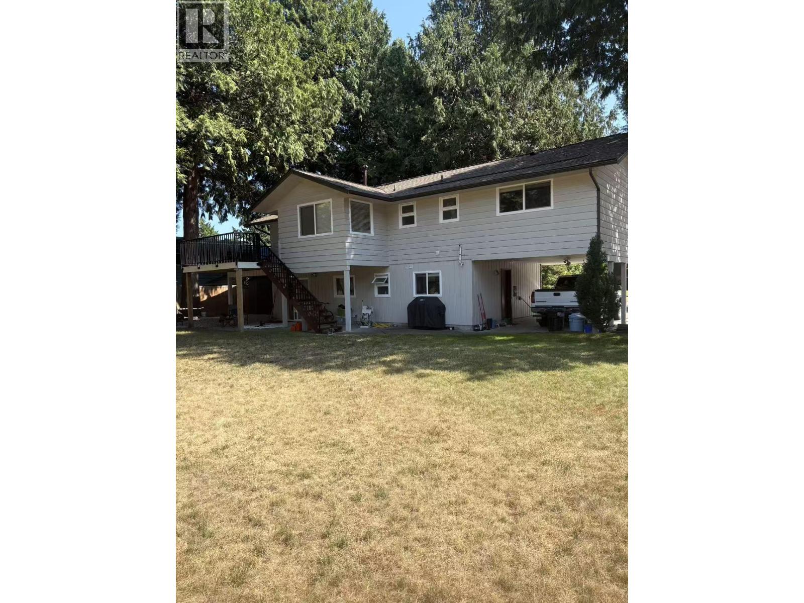 Upper Suite 4863 CEDAR CRESCENT, Delta