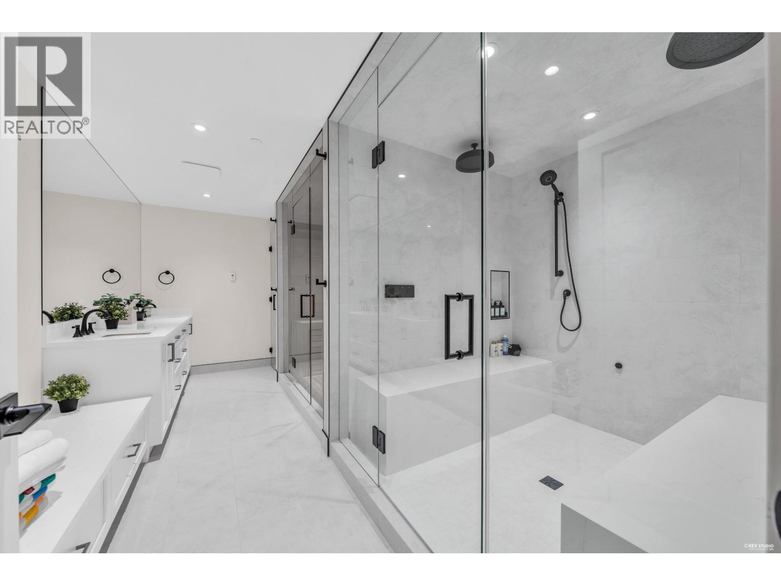 372 MOYNE DRIVE - Photo 33