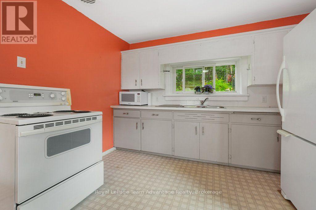 5 Georgina Street, Parry Sound, Ontario  P2A 2C9 - Photo 17 - X13568288