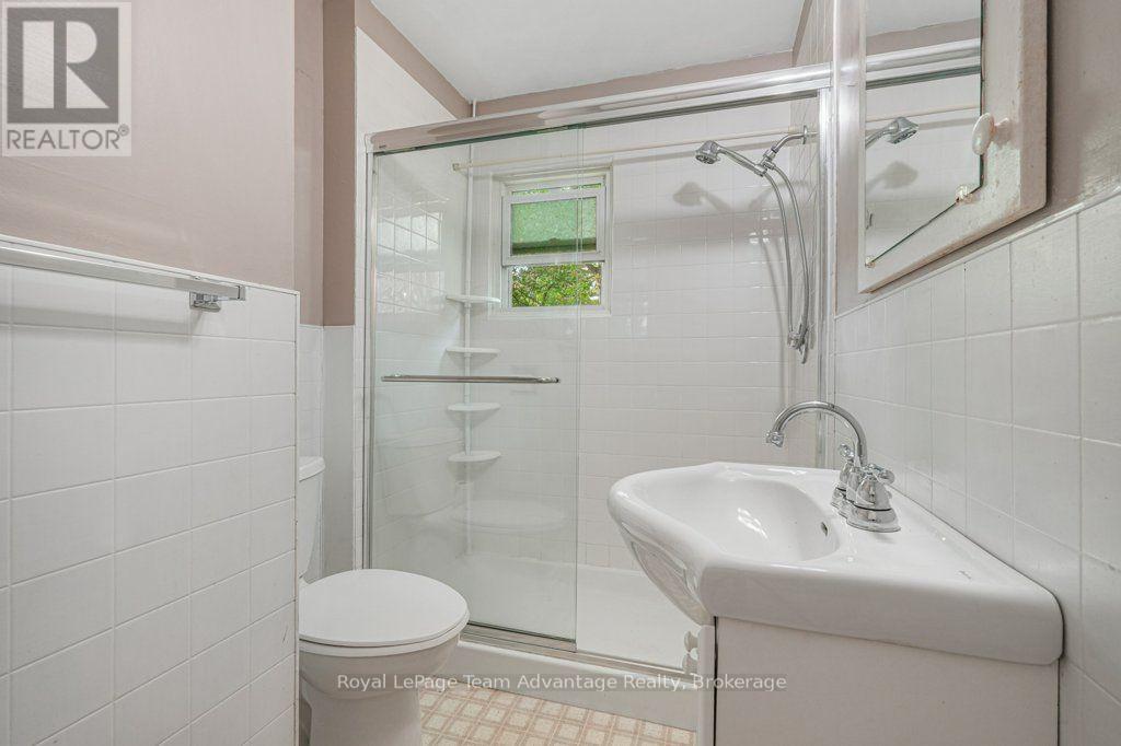 5 Georgina Street, Parry Sound, Ontario  P2A 2C9 - Photo 22 - X13568288