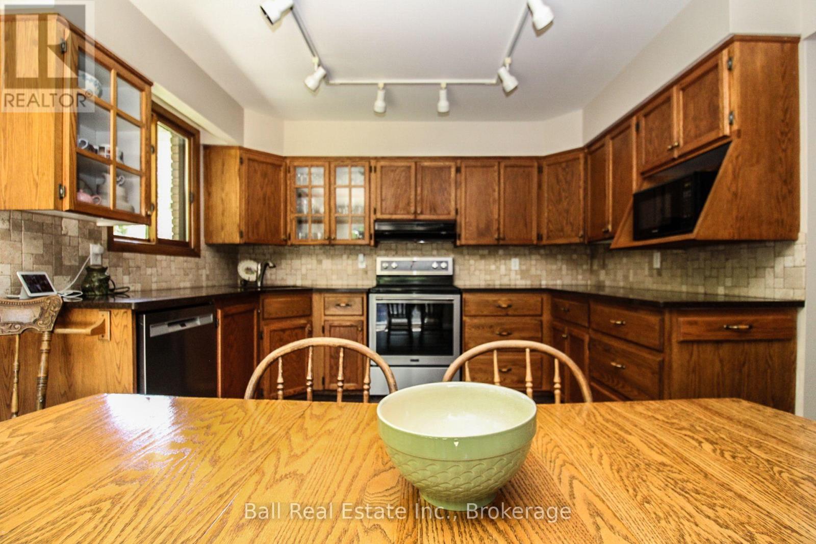 1559 Westbrook Drive, Peterborough, Ontario  K9J 6R6 - Photo 13 - X13568310