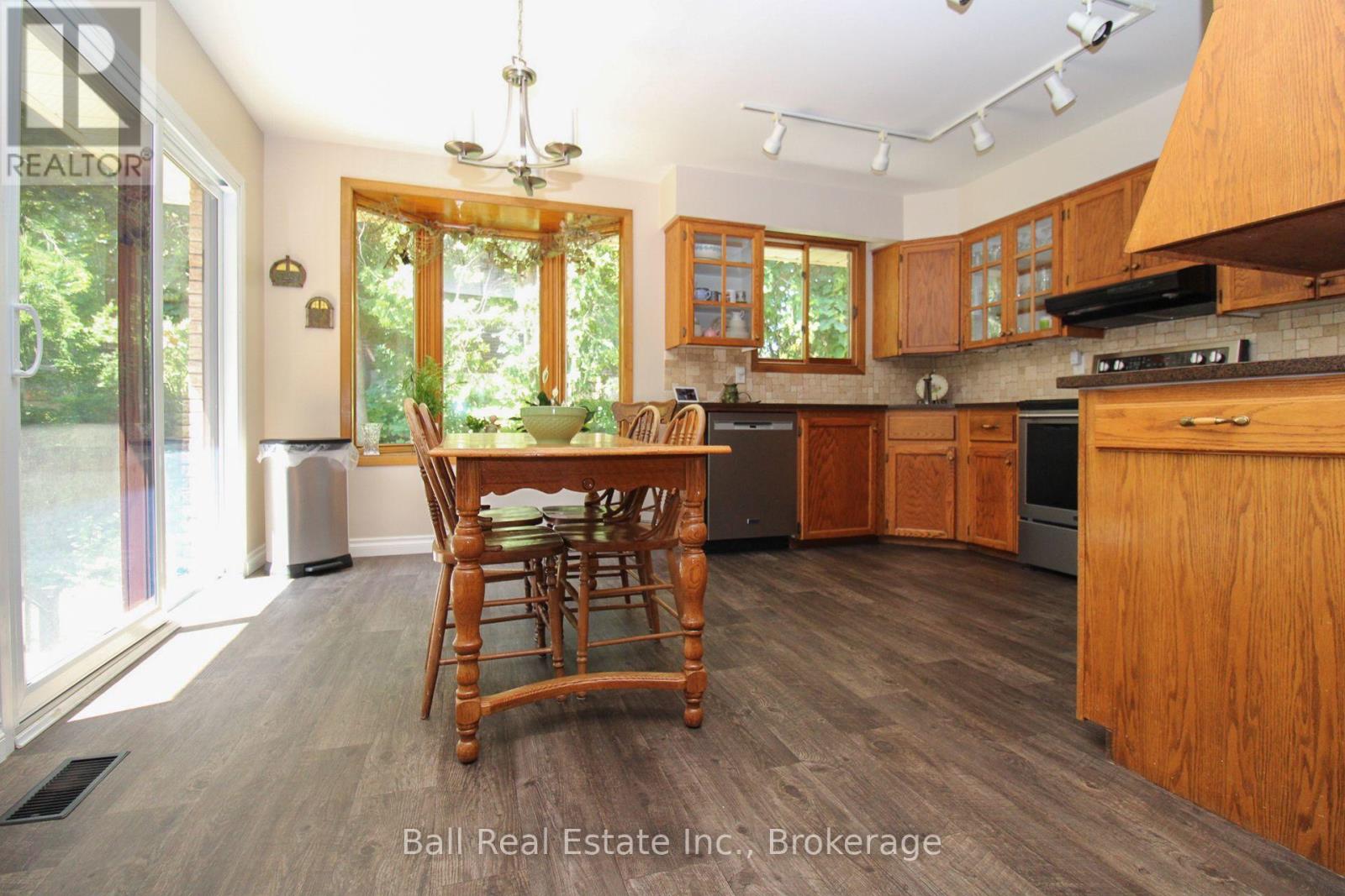 1559 Westbrook Drive, Peterborough, Ontario  K9J 6R6 - Photo 9 - X13568310